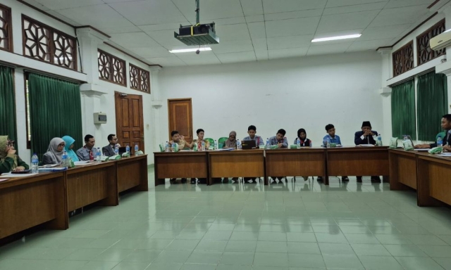 lognews.co.id foto 19 rapat 4 generasi